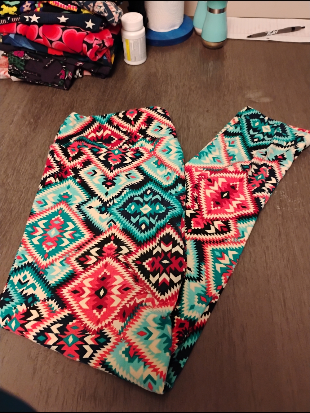 LuLaRoe Aztec Print Leggings in Teal, Coral & Black